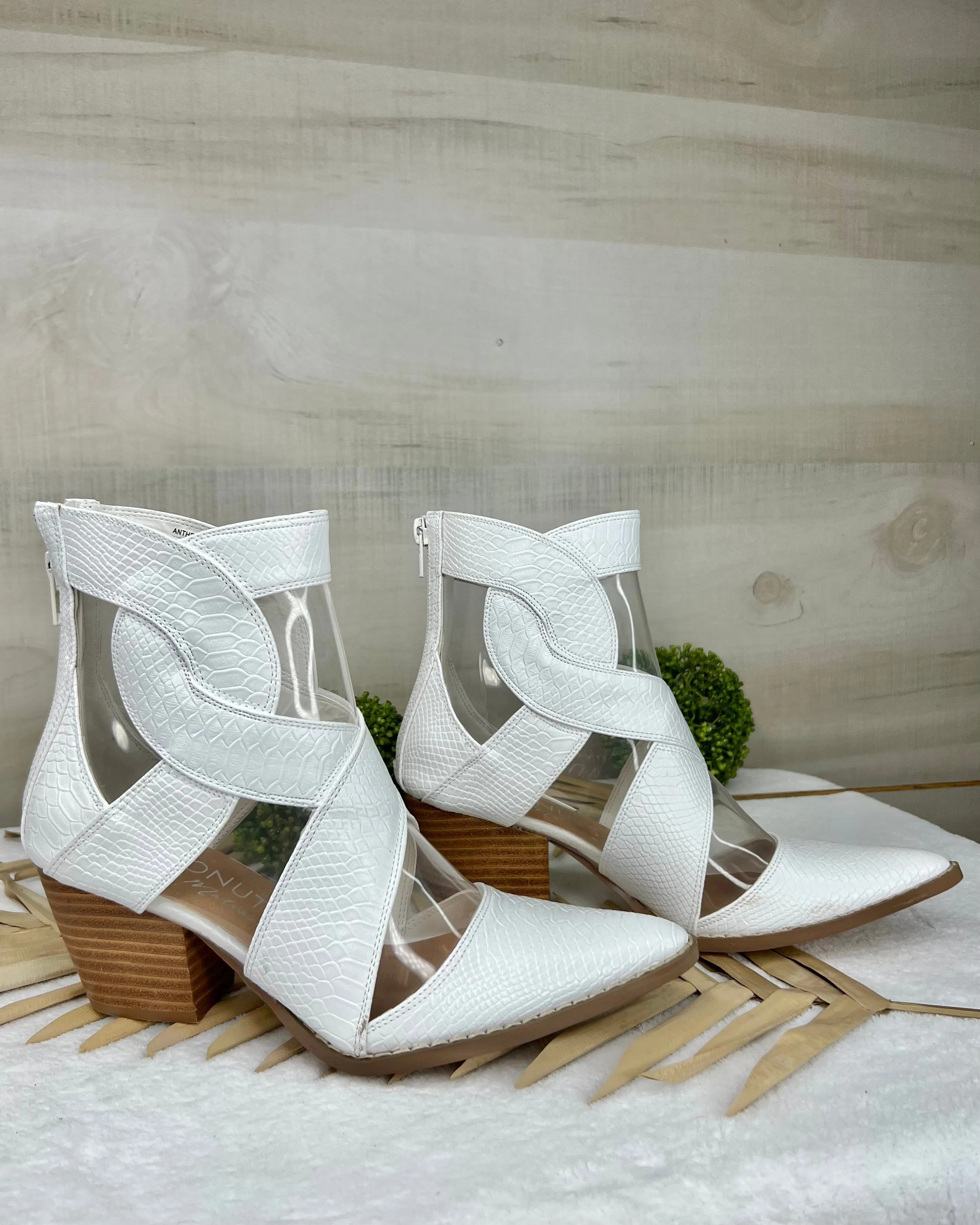 Anthem White Reptile Booties